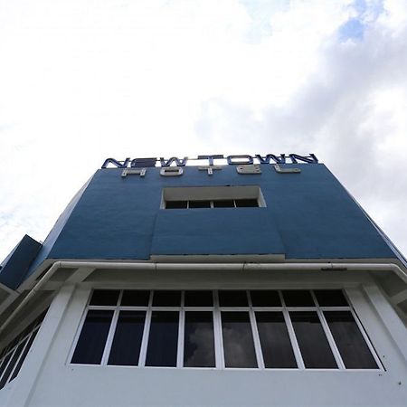 Hotel Zamburger Sg Bakap Kampong Gurun Buitenkant foto