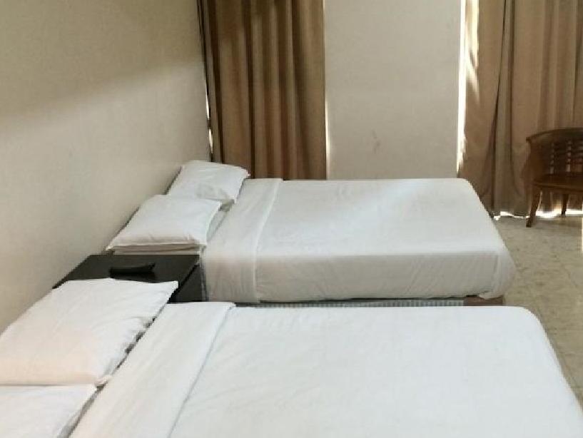 Hotel Zamburger Sg Bakap Kampong Gurun Buitenkant foto
