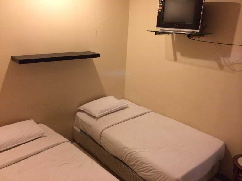 Hotel Zamburger Sg Bakap Kampong Gurun Buitenkant foto