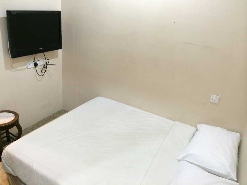 Hotel Zamburger Sg Bakap Kampong Gurun Buitenkant foto